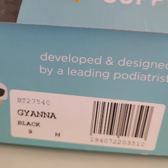 Baretraps Black Suede Loafer - Picture 12 of 12